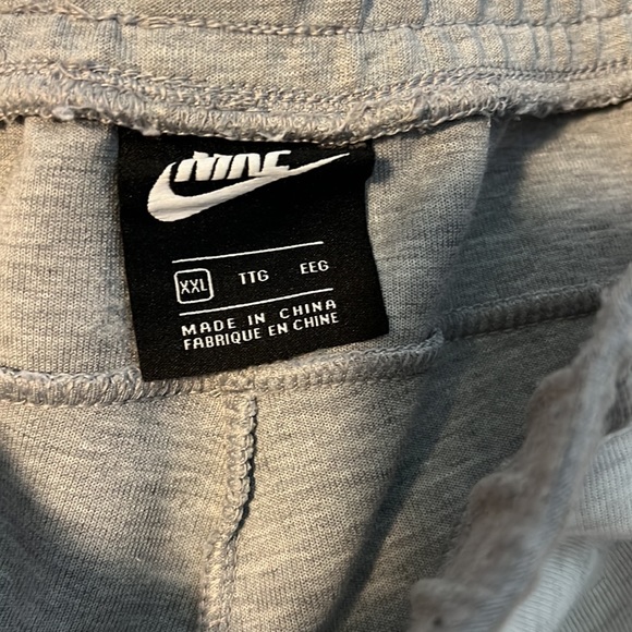 White/Gray Nike Tech Fleece Tracksuit - Picture 9 of 11